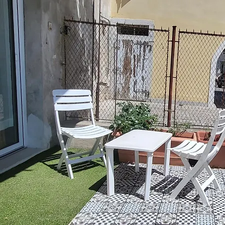 Alejlop Apartament Gorycja